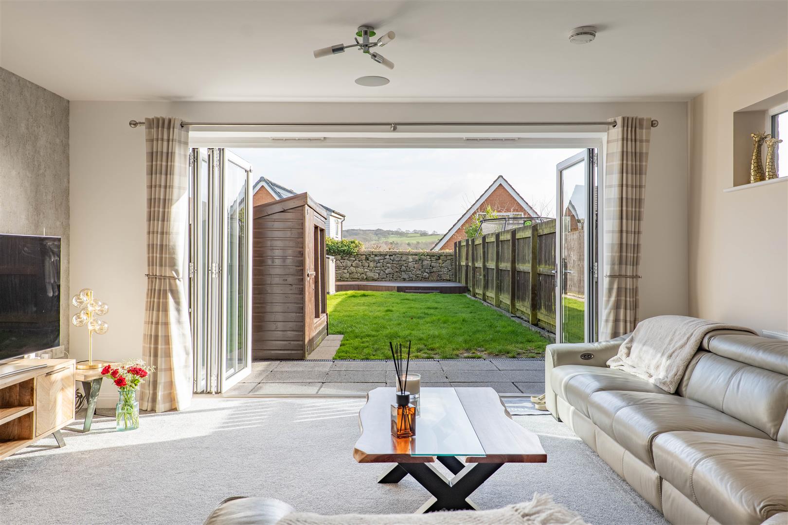 3 bed property in Back Lane, Chorley